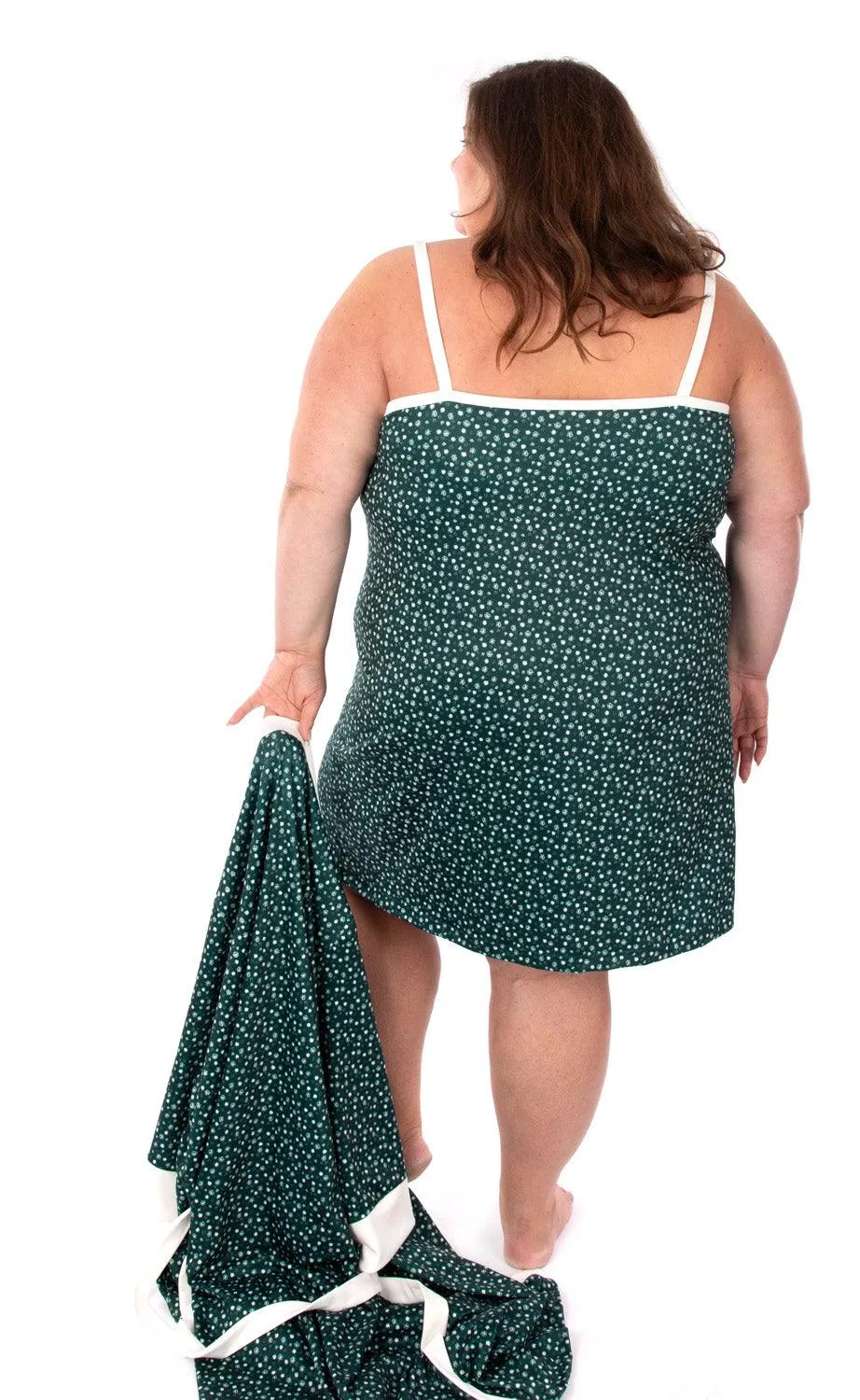4135 // BÉATRICE Tanks and dresses