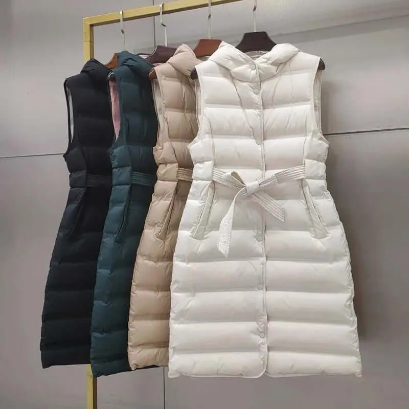 Women's Hooded Lined Vest: Warm & Stylish Outerwear