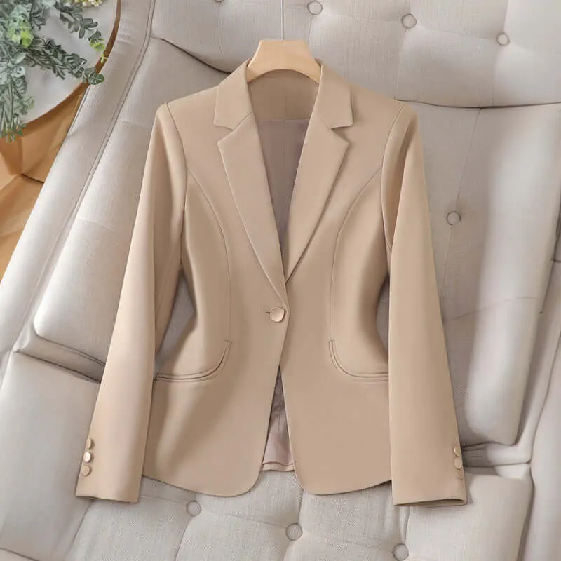 Women's Lapel Collar Blazer: Stylish & Versatile Outerwear